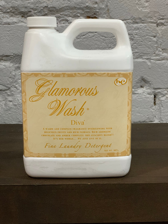 Medium Glamorous Wash